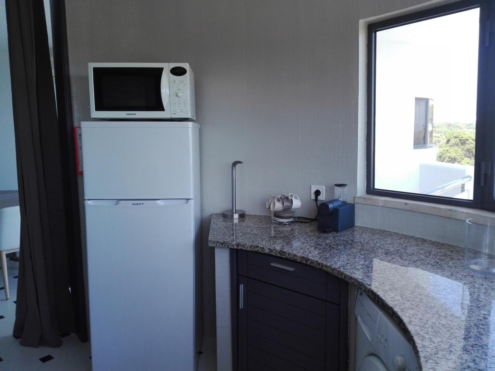 Edificio Coral Apartment Албуфейра Екстериор снимка